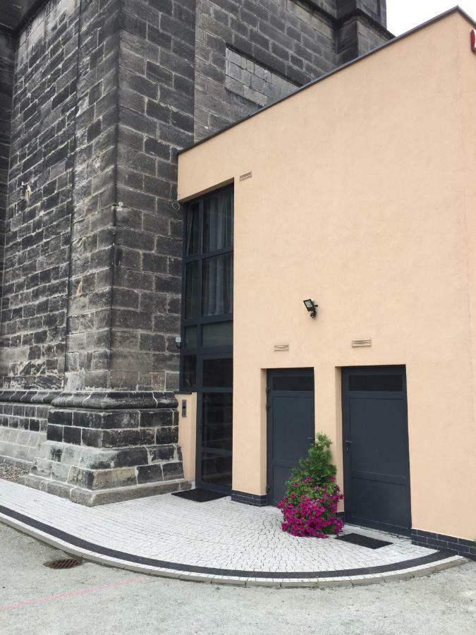 Czarna Wieza Lwowek Slaski Exterior foto
